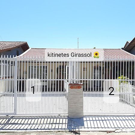 Kitinete Girassol 1 - Penha Sc - Beto Carrero Villa Екстериор снимка